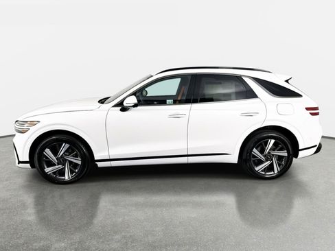 New 2026 Genesis GV70 3.5T Sport Advanced image 4