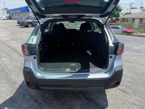 Used 2023 Subaru Outback AWD/4WD image 8