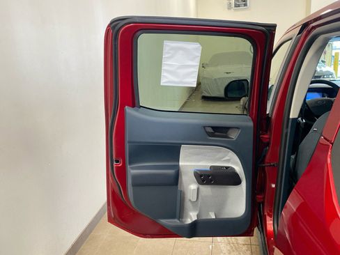 New 2026 Ford Maverick XLT image 16