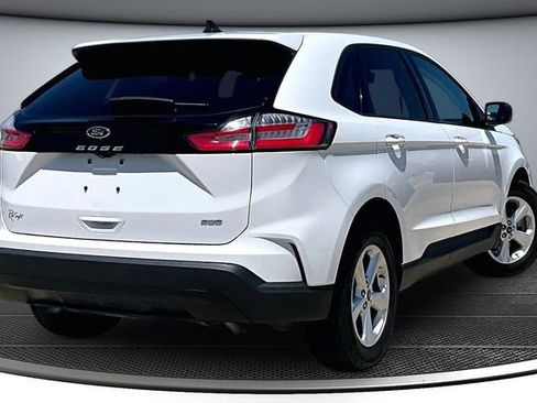 Used 2022 Ford Edge SE w/ Cargo Accessory Package AWD/4WD image 6