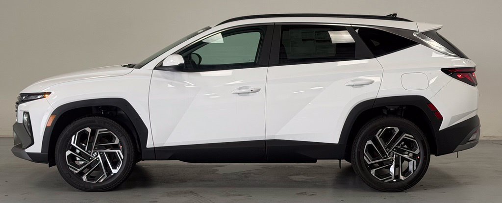 New 2026 Hyundai Tucson SEL Plus AWD/4WD image 2