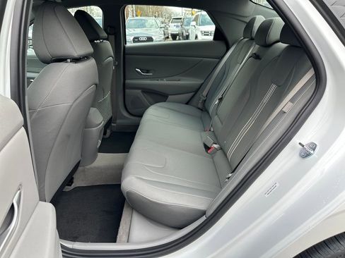 New 2026 Hyundai Elantra SEL Sport Premium FWD image 17