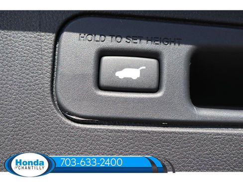 New 2025 Honda Pilot Touring image 35