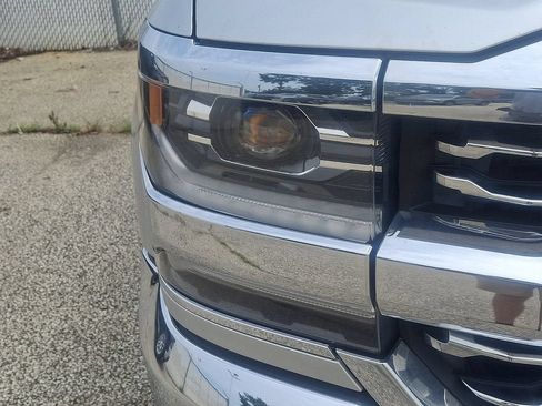 Used 2017 Chevrolet Silverado 1500 LTZ w/ Sport Package AWD/4WD image 8