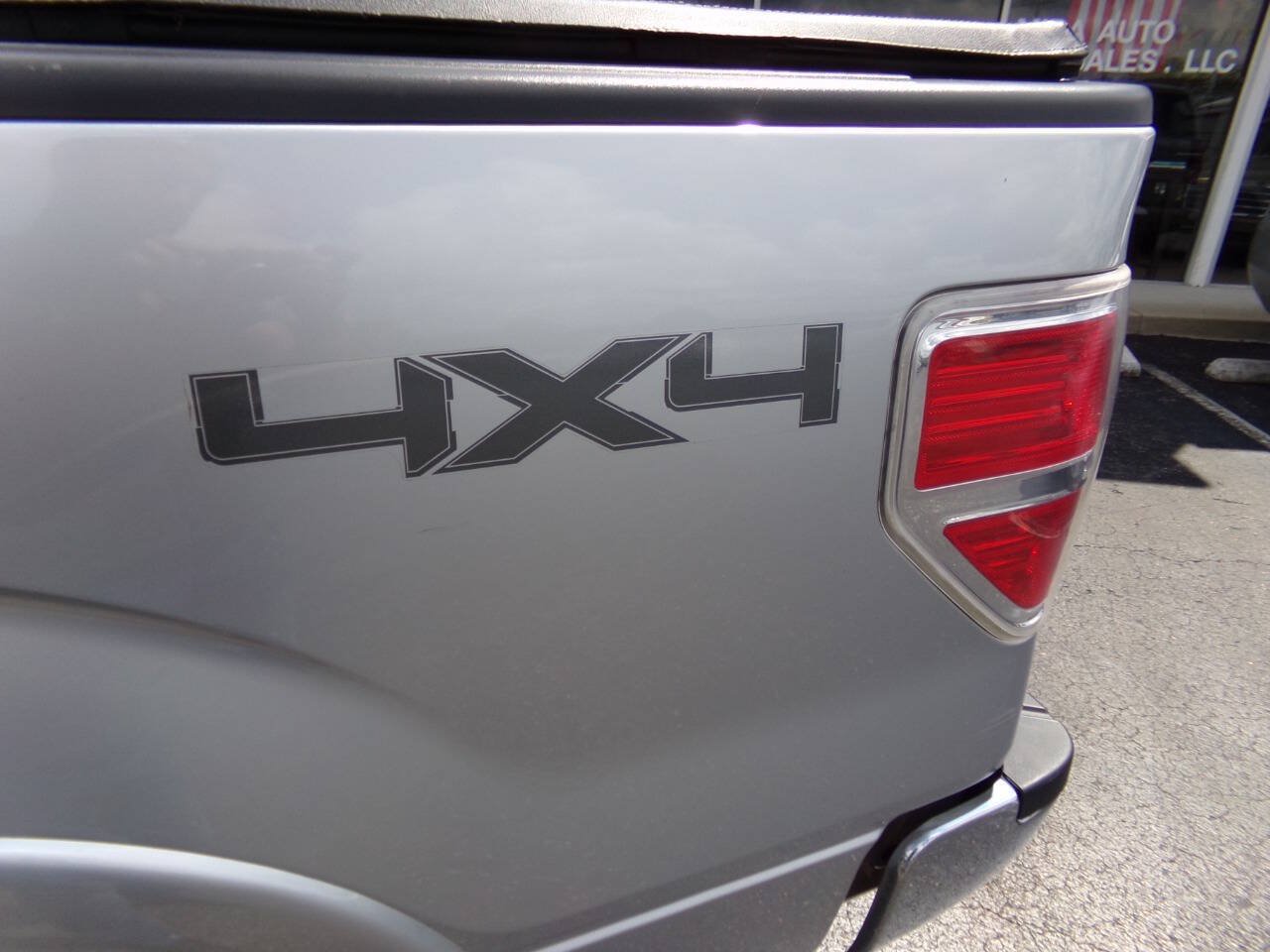 Used 2013 Ford F150 Lariat w/ Luxury Equipment Group AWD/4WD image 31