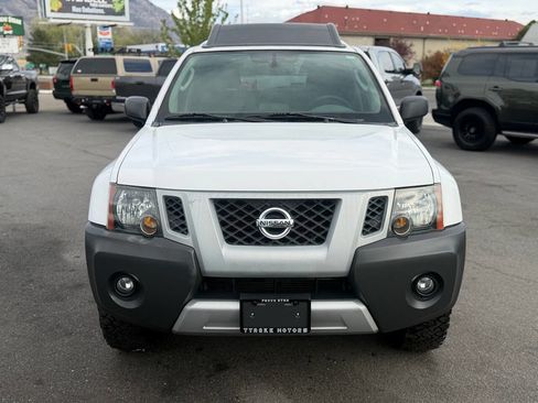 Used 2010 Nissan Xterra S image 37