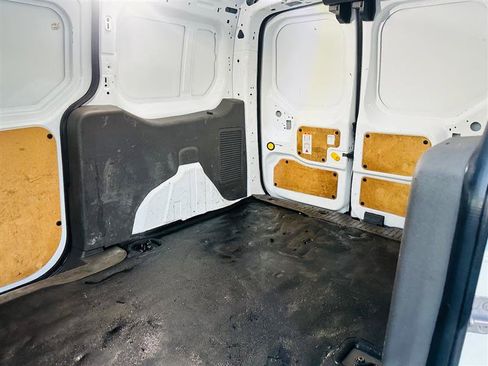 Used 2019 Ford Transit Connect XL image 13