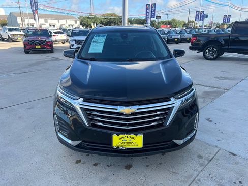 Used 2023 Chevrolet Equinox Premier AWD/4WD image 8