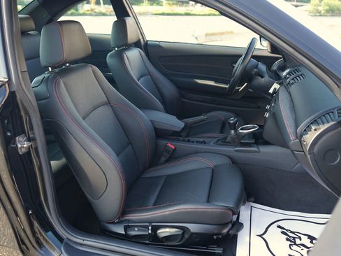 Used 2011 BMW 1 Series M image 34