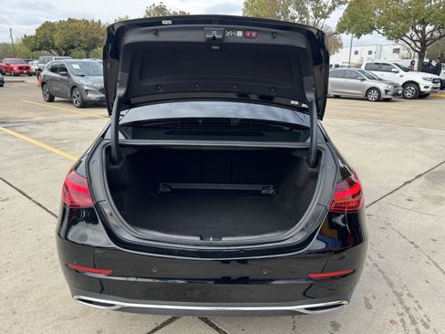 Used 2024 Mercedes-Benz C 300 4MATIC Sedan image 9