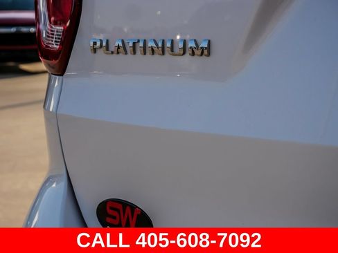 Used 2018 Ford Explorer Platinum AWD/4WD image 12