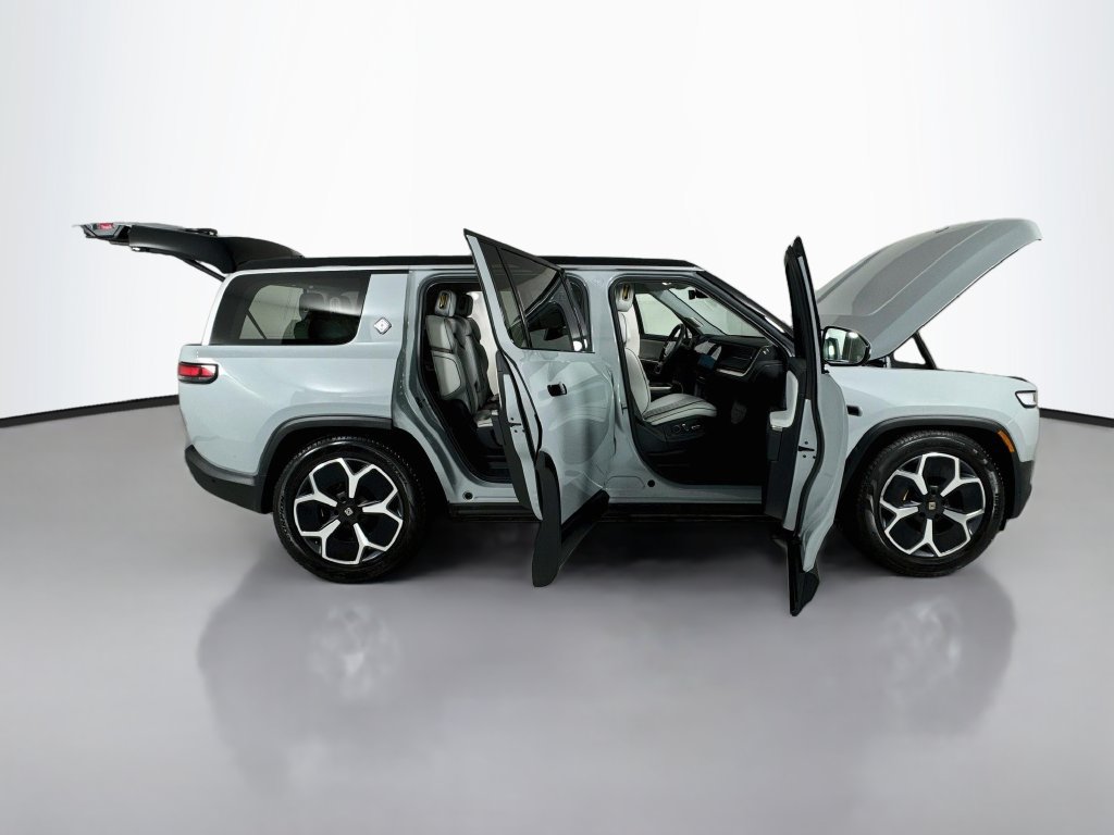 Used 2024 Rivian R1S Adventure Quad AWD/4WD image 29
