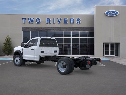 New 2026 Ford F550 2WD Regular Cab Super Duty image 4