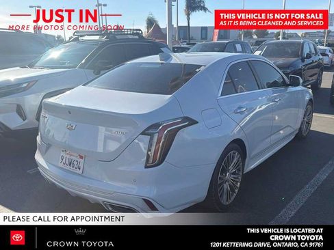 Used 2021 Cadillac CT4 Premium Luxury RWD image 2