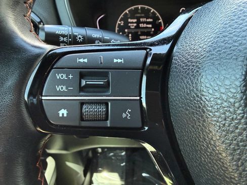 Used 2025 Honda Pilot TrailSport image 37