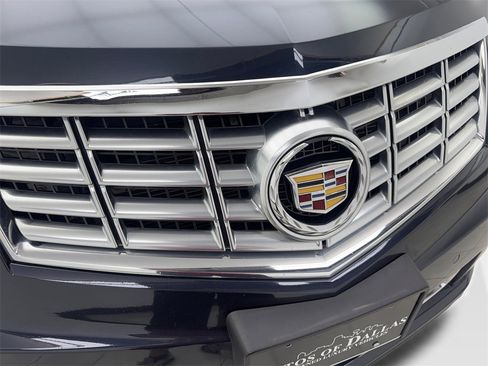 Used 2015 Cadillac SRX Luxury w/ Driver Awareness Package image 26