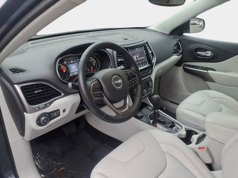 Used 2021 Jeep Cherokee Limited w/ Elite Package image 11