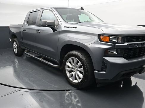 Used 2021 Chevrolet Silverado 1500 Custom AWD/4WD image 2