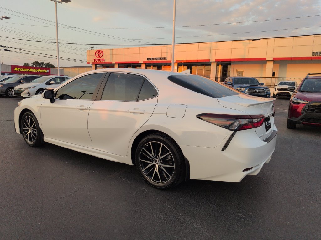 Certified 2023 Toyota Camry SE w/ Convenience Package FWD image 3