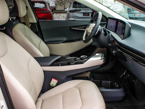 Used 2024 Kia EV6 Wind w/ Wind Technology Package image 43