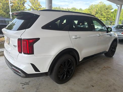 Used 2022 Kia Sorento SX AWD/4WD image 3