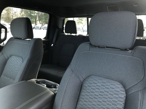 New 2026 RAM 1500 4x4 Crew Cab image 13