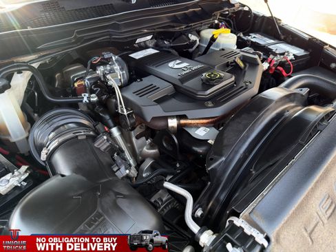 Used 2018 RAM 3500 Laramie w/ Cold Weather Group AWD/4WD image 17