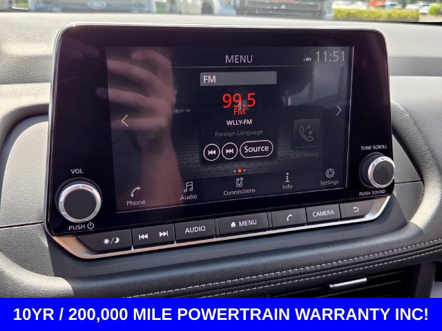 Used 2025 Nissan Rogue SV AWD/4WD image 24