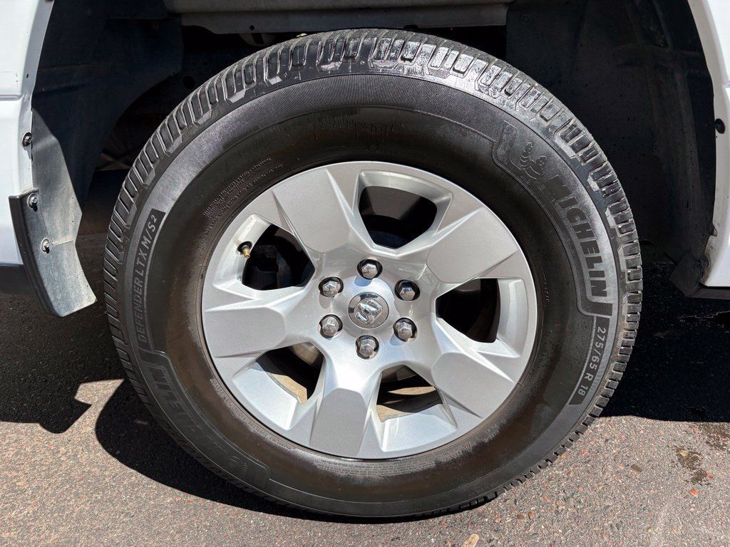 Used 2019 RAM 1500 Big Horn RWD image 6