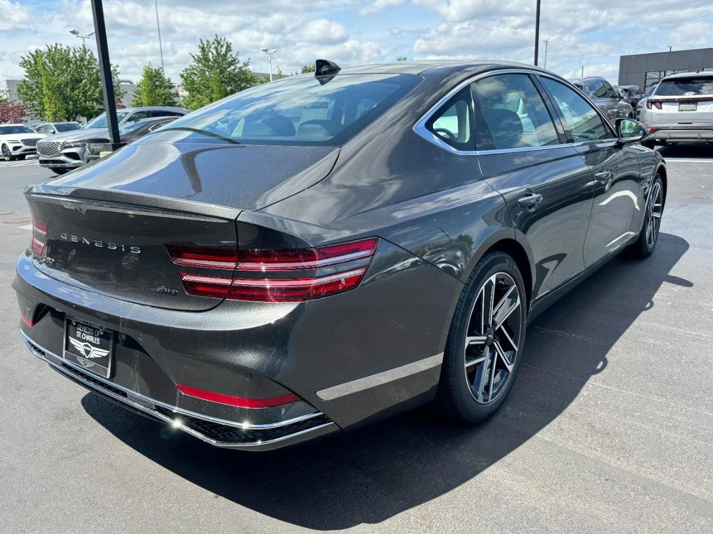 Used 2026 Genesis G80 2.5T Advanced AWD/4WD image 3