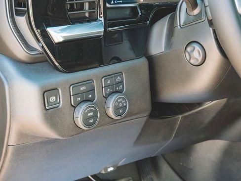 Used 2024 Chevrolet Silverado 1500 LTZ w/ LTZ Convenience Package II AWD/4WD image 29