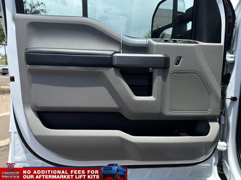 Used 2021 Ford F250 XLT w/ XLT Premium Package AWD/4WD image 16