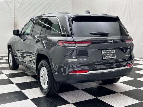 New 2025 Jeep Grand Cherokee Laredo w/ Trailer Tow Package image 6