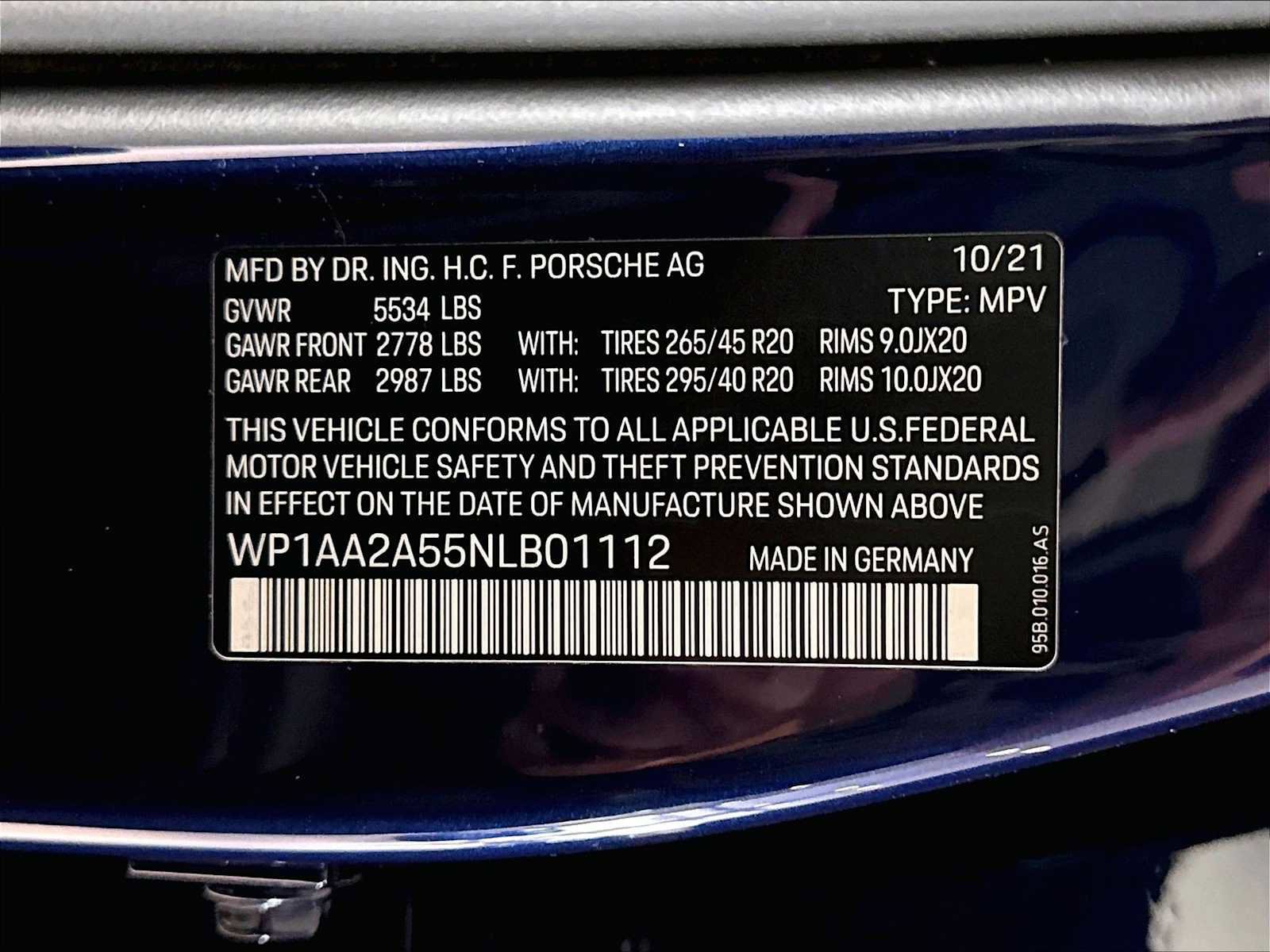 Used 2022 Porsche Macan AWD/4WD image 35