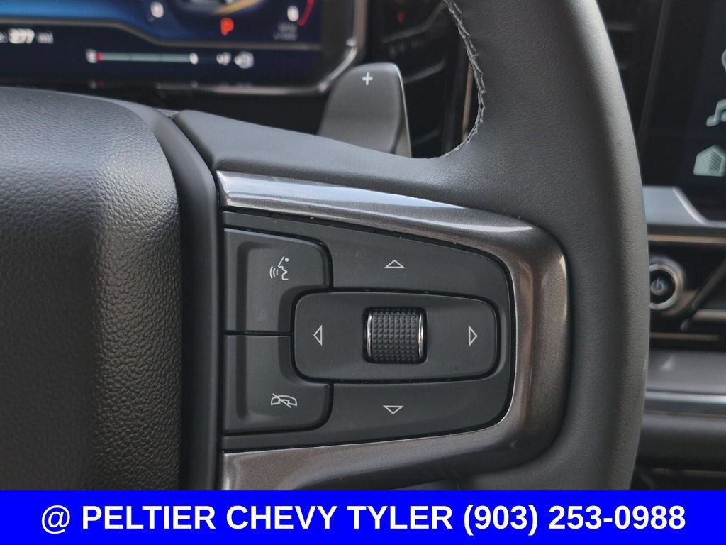 Used 2023 Chevrolet Silverado 1500 High Country w/ Z71 Off-Road Package AWD/4WD image 22