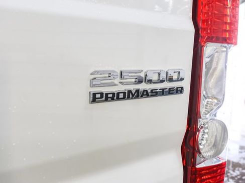 Used 2026 RAM ProMaster 2500 w/ Convenience Group FWD image 9