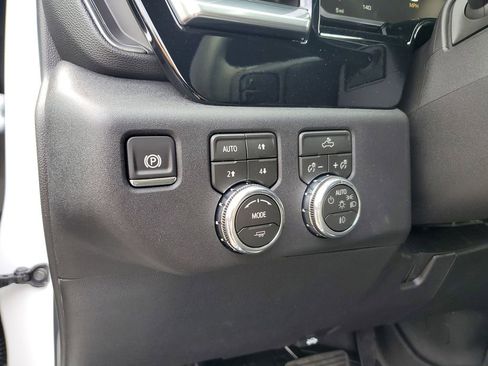 New 2026 GMC Sierra 2500 SLE w/ SLE Value Package; AWD/4WD image 25