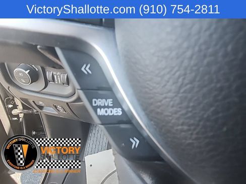 Used 2025 RAM 1500 Big Horn AWD/4WD image 14