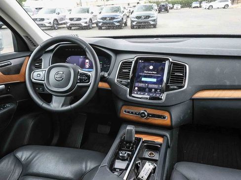 Used 2024 Volvo XC90 T8 Plus w/ Protection Package Premier AWD/4WD image 24