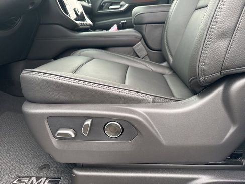 New 2026 GMC Yukon XL Denali AWD/4WD image 19