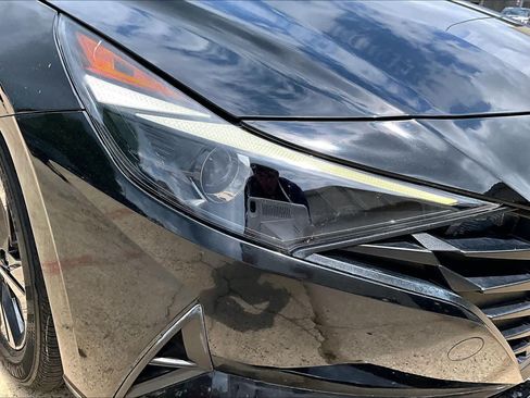 Used 2023 Hyundai Elantra SEL FWD image 26
