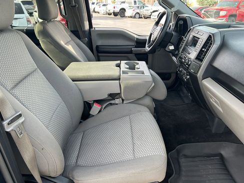 Used 2017 Ford F150 XLT AWD/4WD image 31