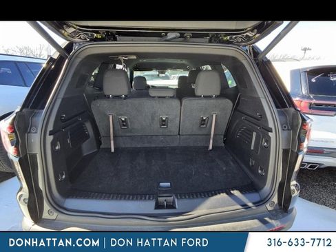 Used 2025 GMC Acadia Elevation image 4