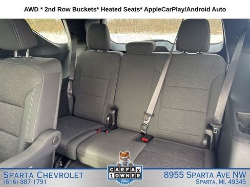 Used 2025 Chevrolet Traverse LT image 23