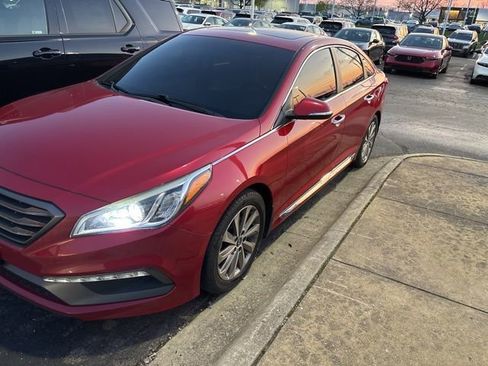 Used 2017 Hyundai Sonata Sport w/ Value Edition Package 02 image 4