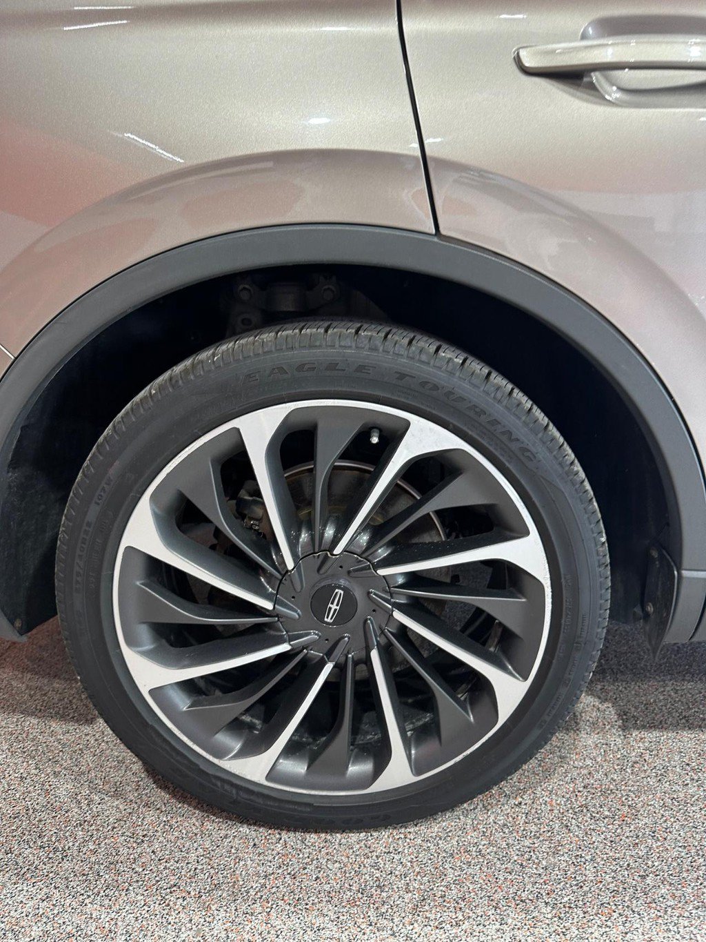 Used 2020 Lincoln Aviator Reserve w/ Equipment Group 202A AWD/4WD image 22