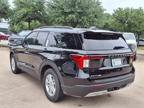 New 2026 Ford Explorer Active w/ Active Comfort Package RWD image 6