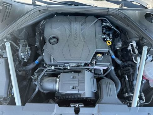 Used 2025 Genesis GV70 2.5T AWD/4WD image 29