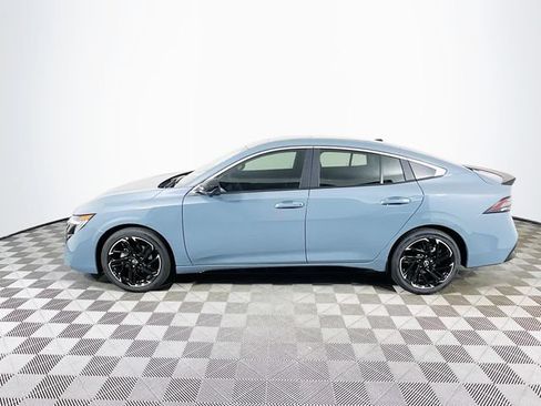 New 2026 Nissan Sentra SR w/ SR Premium Package FWD image 4