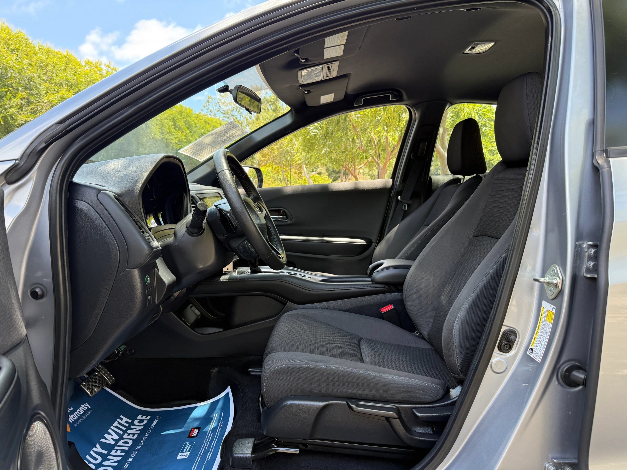 Used 2019 Honda HR-V Sport image 12